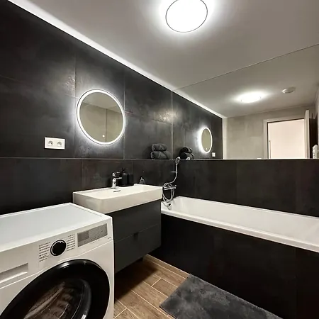 Apartment Danube River Front, Skyscraper