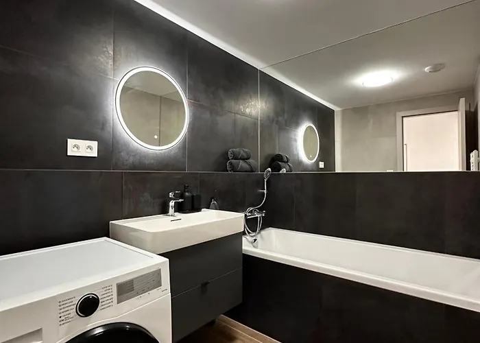 Appartement Danube River Front, Skyscraper